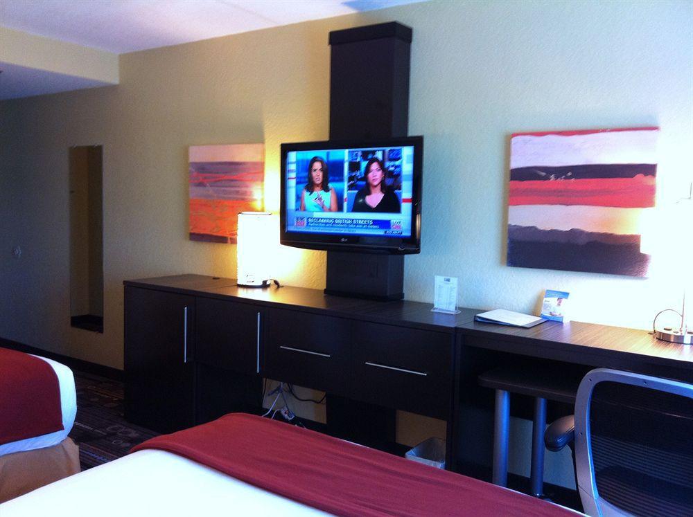 Holiday Inn Express Ft Lauderdale Cruise-Airport By Ihg Fort Lauderdale Eksteriør billede