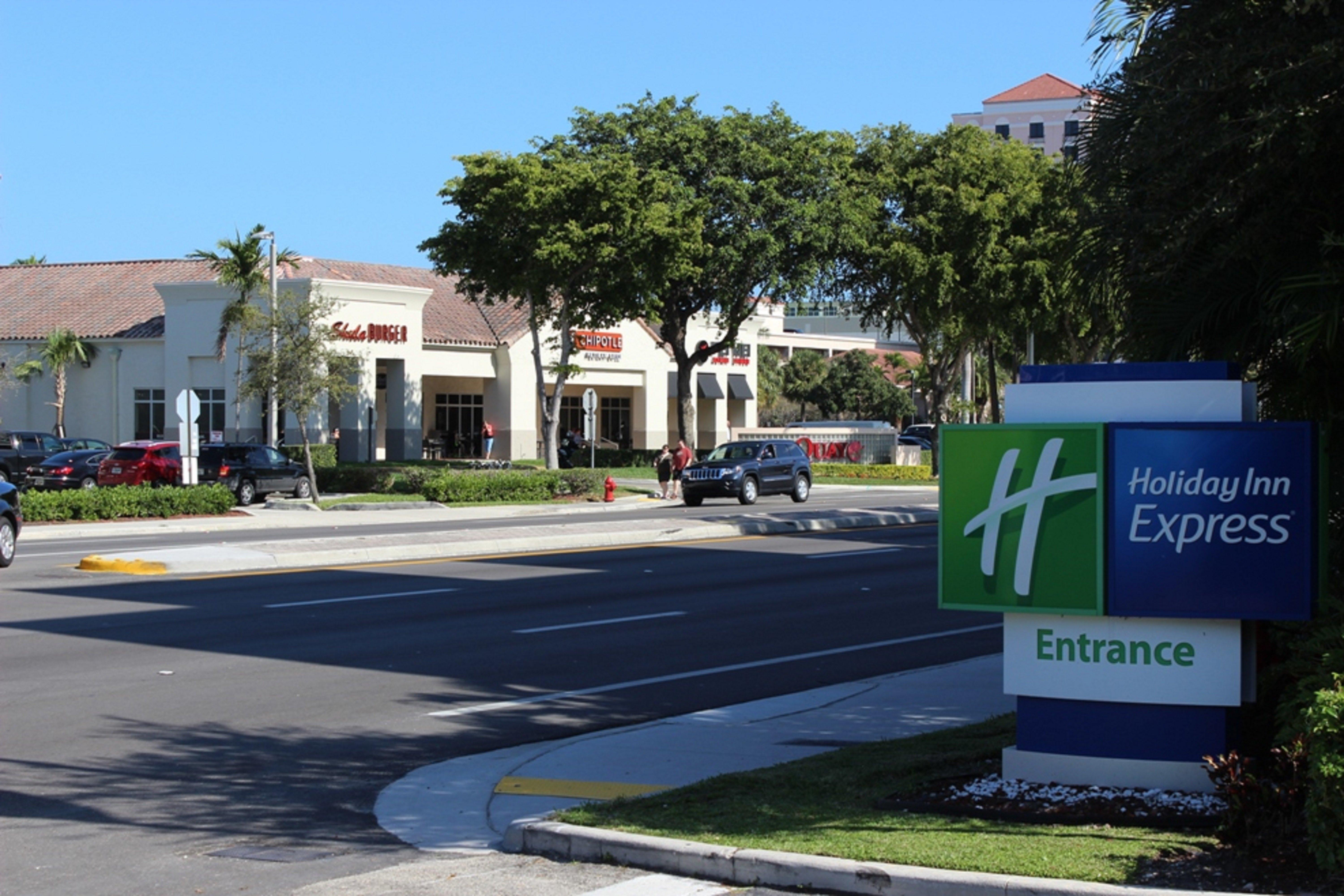 Holiday Inn Express Ft Lauderdale Cruise-Airport By Ihg Fort Lauderdale Eksteriør billede