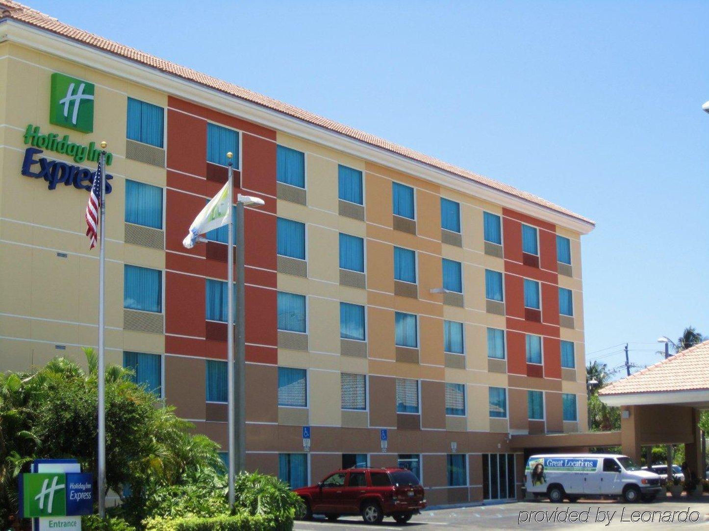 Holiday Inn Express Ft Lauderdale Cruise-Airport By Ihg Fort Lauderdale Eksteriør billede