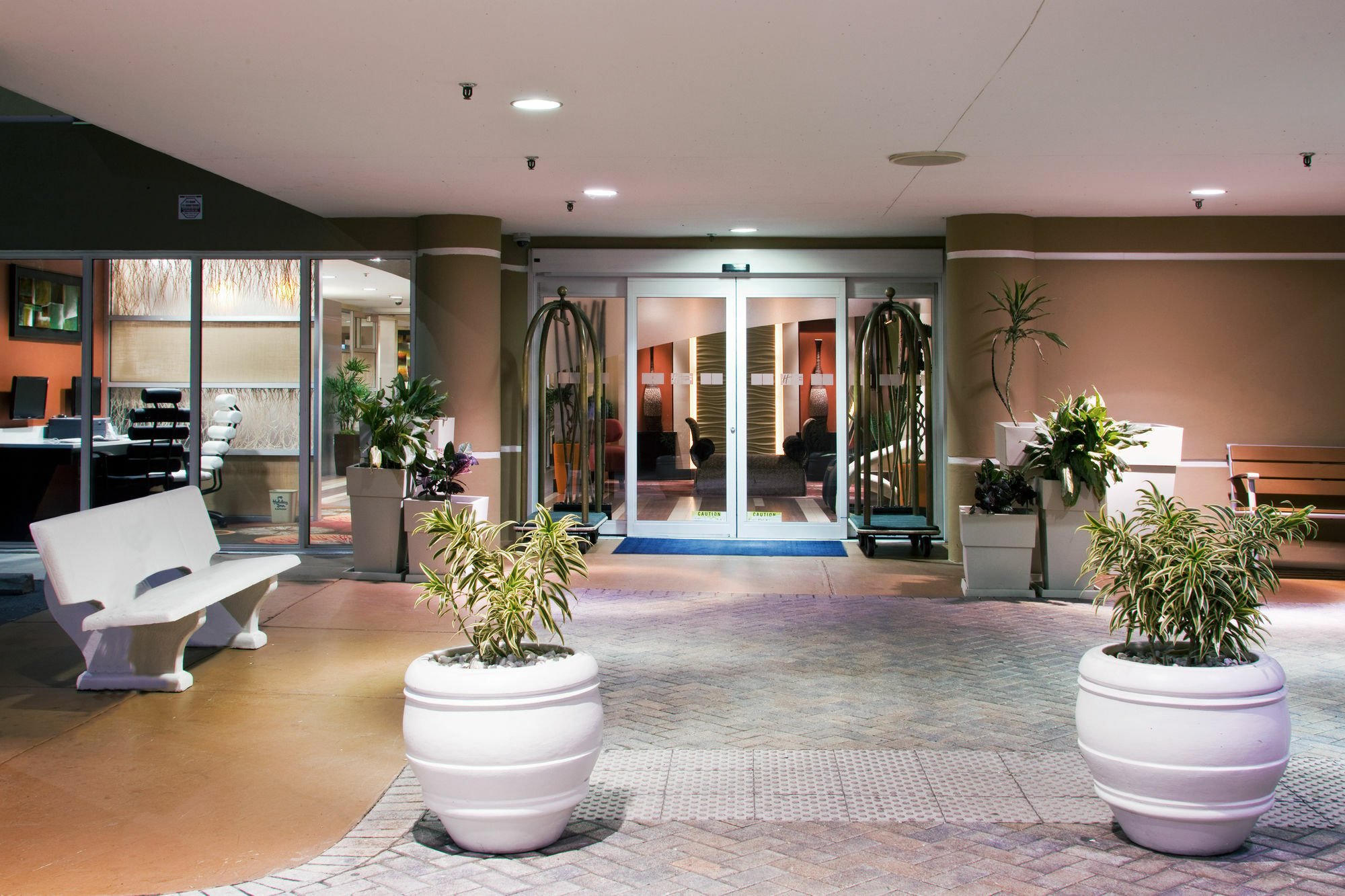 Holiday Inn Express Ft Lauderdale Cruise-Airport By Ihg Fort Lauderdale Eksteriør billede