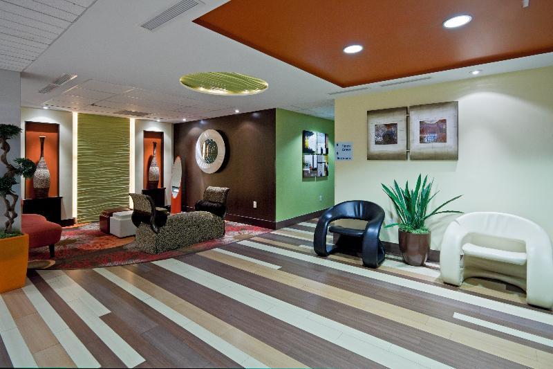 Holiday Inn Express Ft Lauderdale Cruise-Airport By Ihg Fort Lauderdale Eksteriør billede